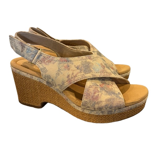 Clarks Giselle Cove Platform Open Toe Wedge Sandals Floral Slingback Sz 9 - Picture 9 of 14